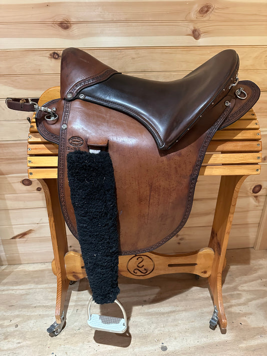 19” Double Creek Saddlery Buena Vista Saddle Model 104