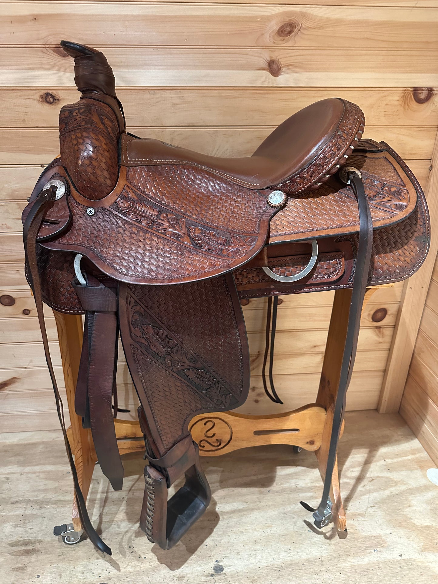 16” Dakota Saddlery Western Roping Saddle Model 700
