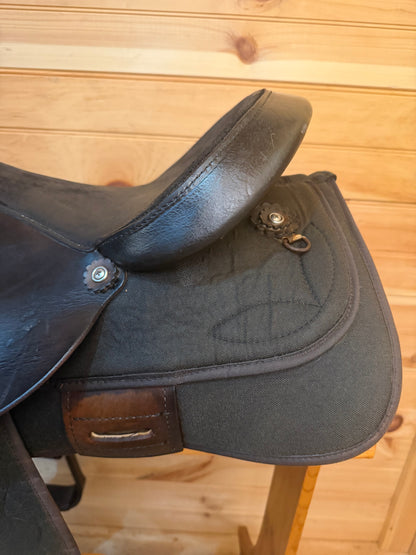 16” Circle Y Lightweight Western Trail Saddle Model 3576