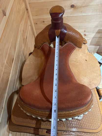 15.5” Bona Allen Western Roping Saddle Model 9233