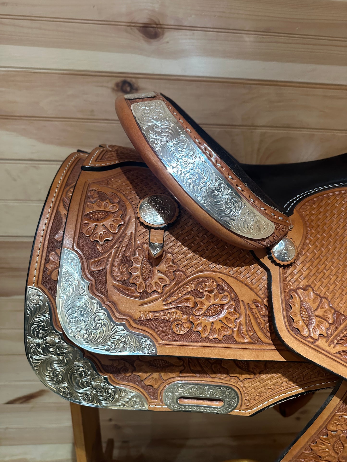 15” Rod’s Western Show Saddle