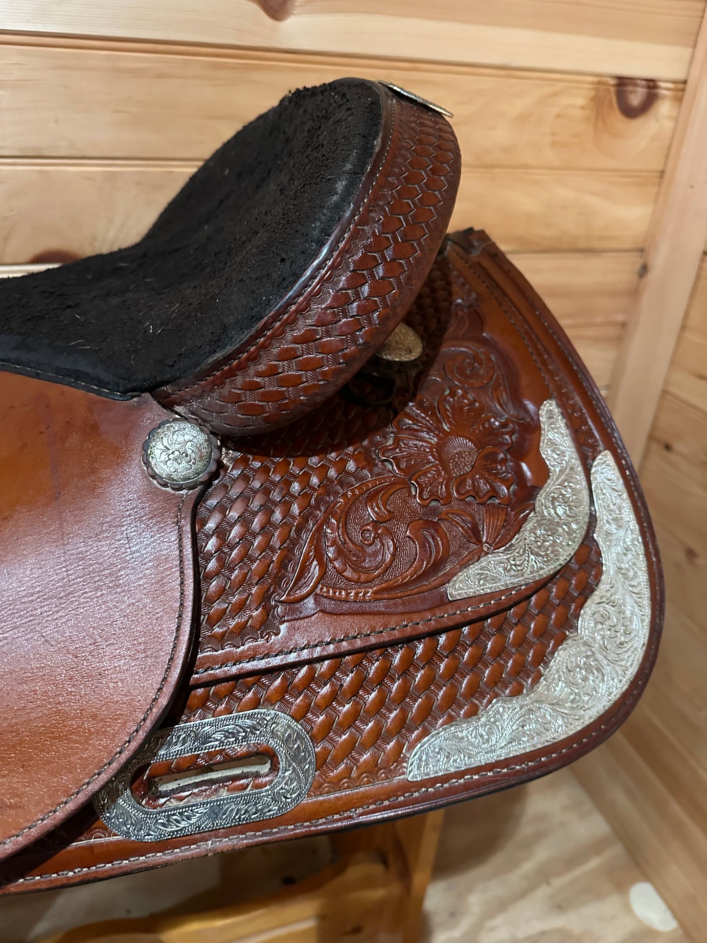 17” Tex Tan Hereford Tex-Flex Western Show Saddle Model 08-TF403-P7