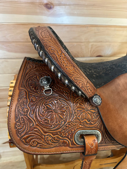 16” Circle Y High Horse Jewel Western Barrel Saddle Model 6224 (2017)