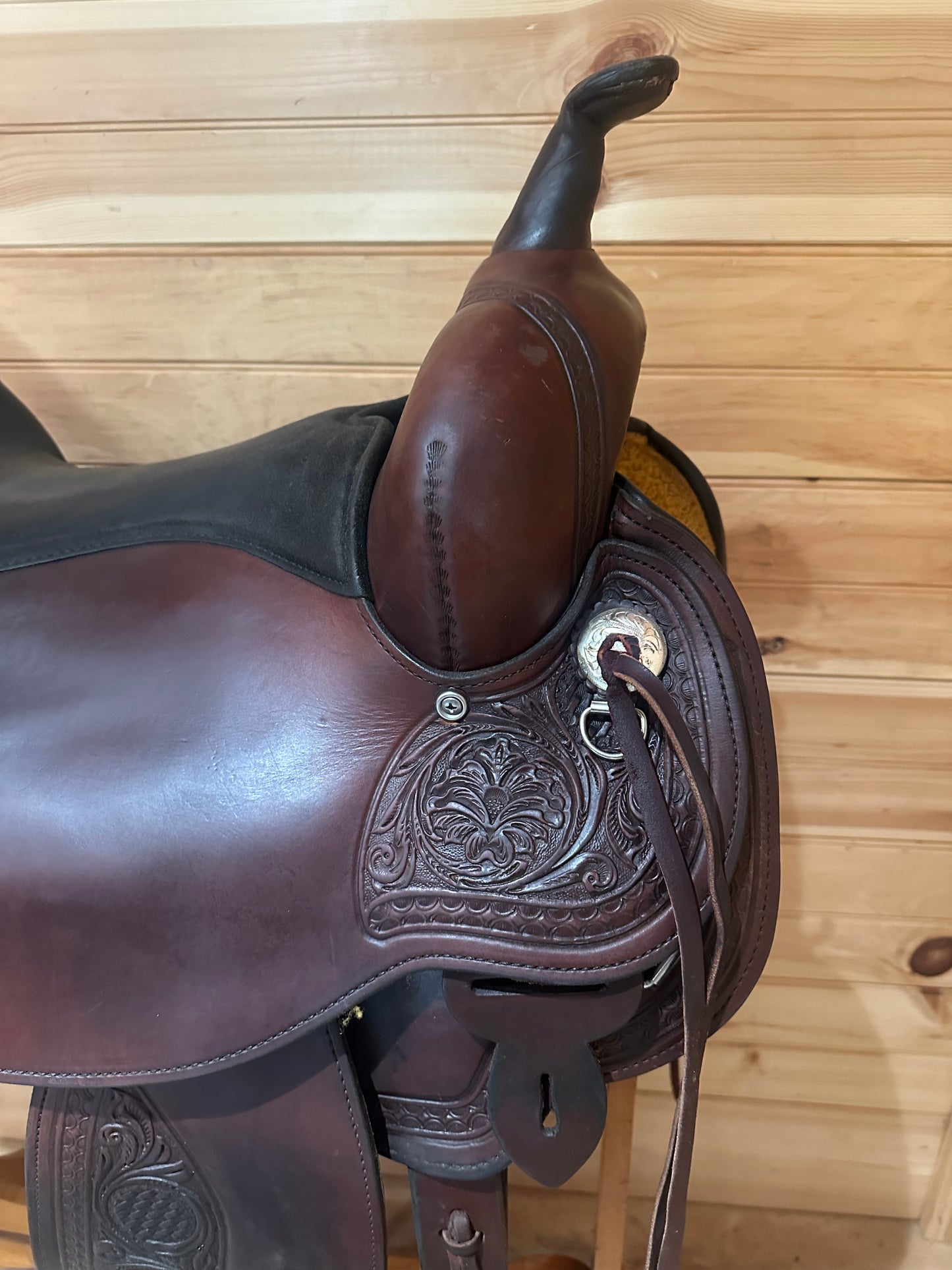 17” Circle Y BasketFlower Trail Flex-Lite Western Trail Saddle Model 1552