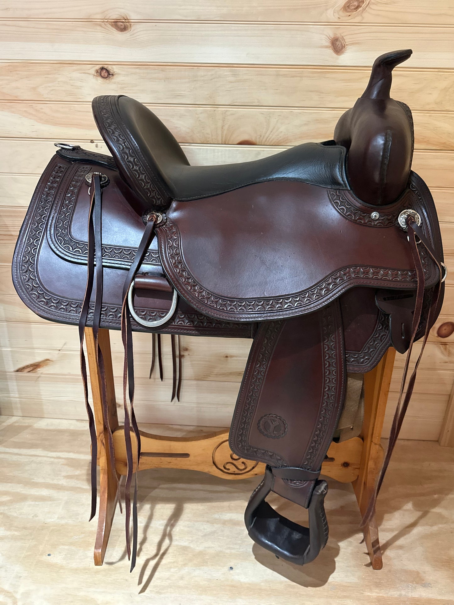 17” Circle Y Alaska Flex-Lite Draft Western Trail Saddle Model 1599 - Extra Wide