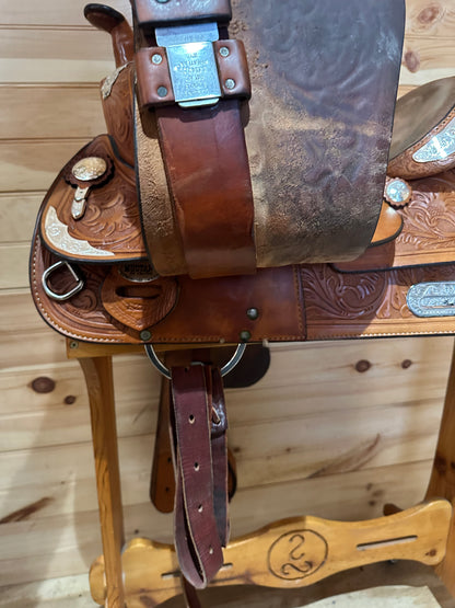 15” Crates Western Show Saddle Model 126