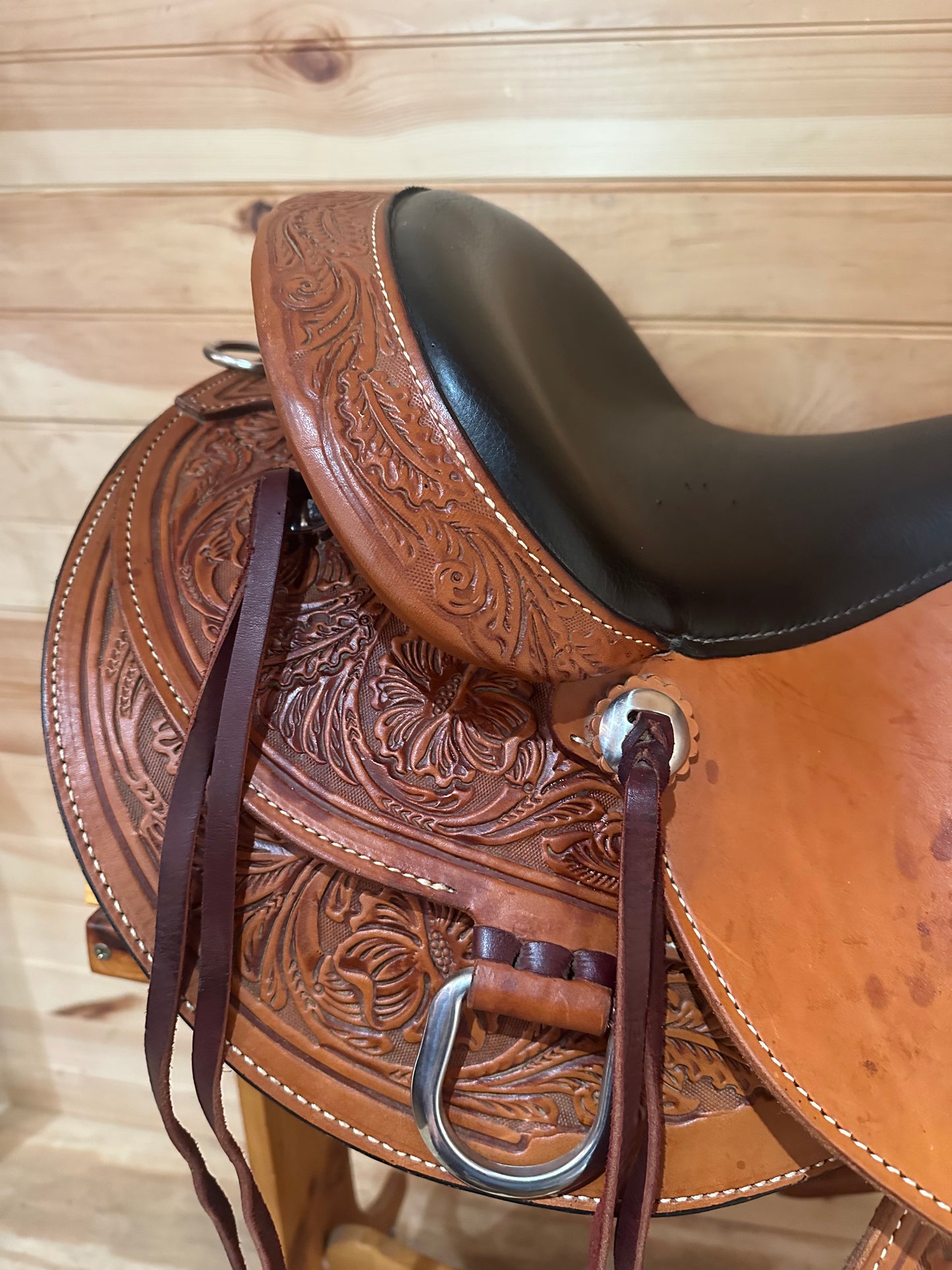 15” Circle Y High Horse Oyster Creek Trail Western Saddle Model 6808 (2024)
