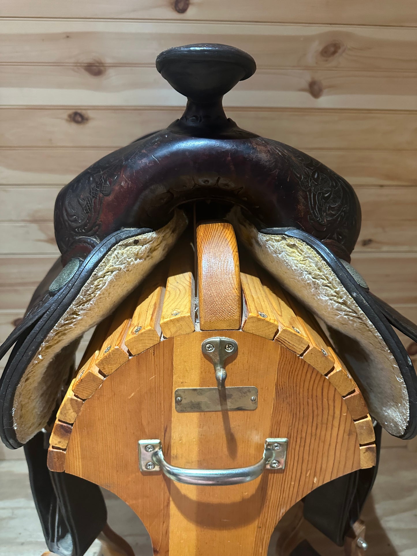 16” Circle Y Park & Trail Western Saddle Model 3105