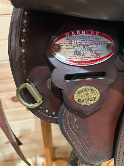 17” Circle Y Shawnee Flex-Lite Western Trail Saddle Model 1653