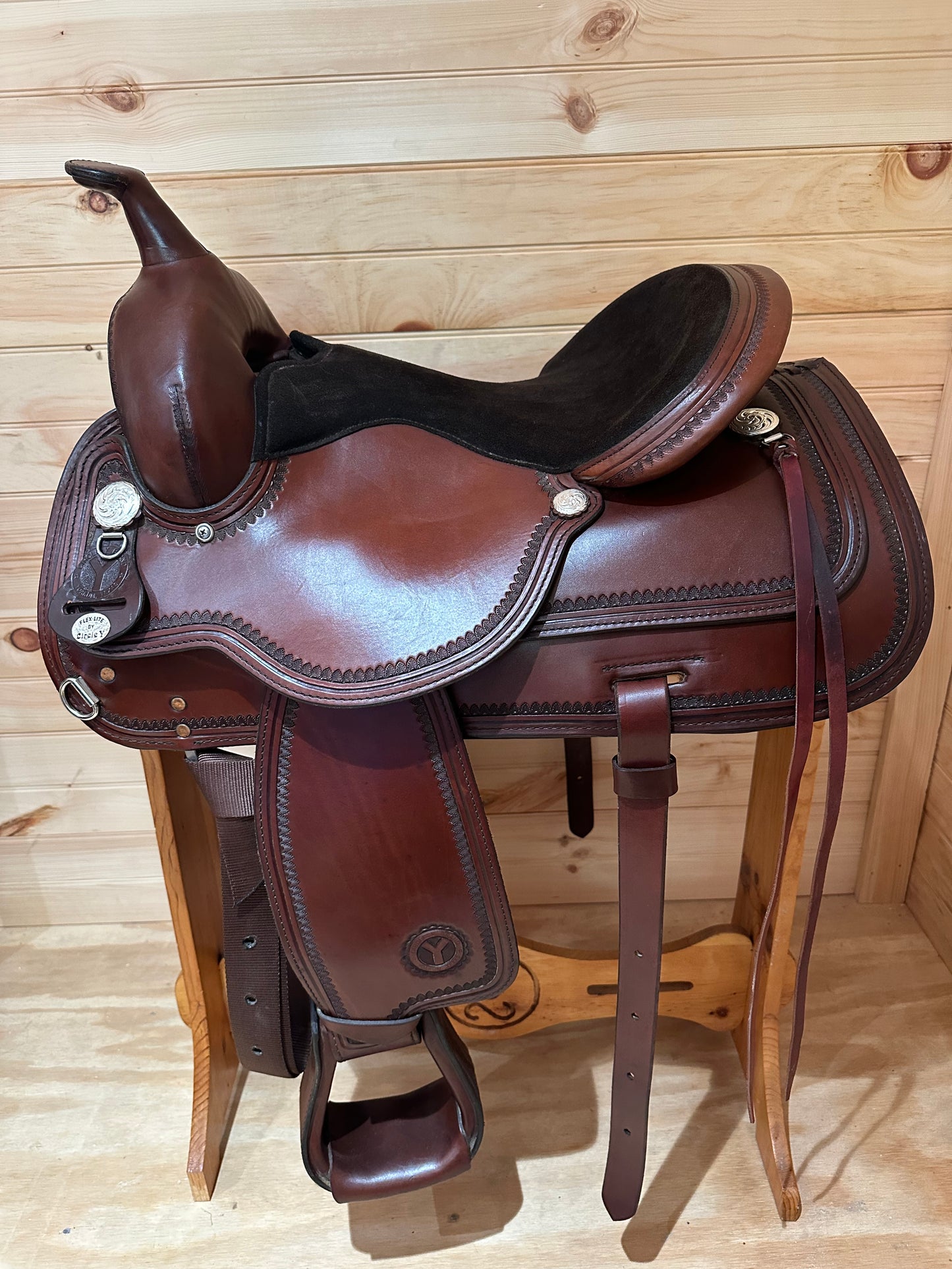 15” Circle Y Flex-Lite Park & Trail Western Saddle Model 1551 *Complete Tack Package*