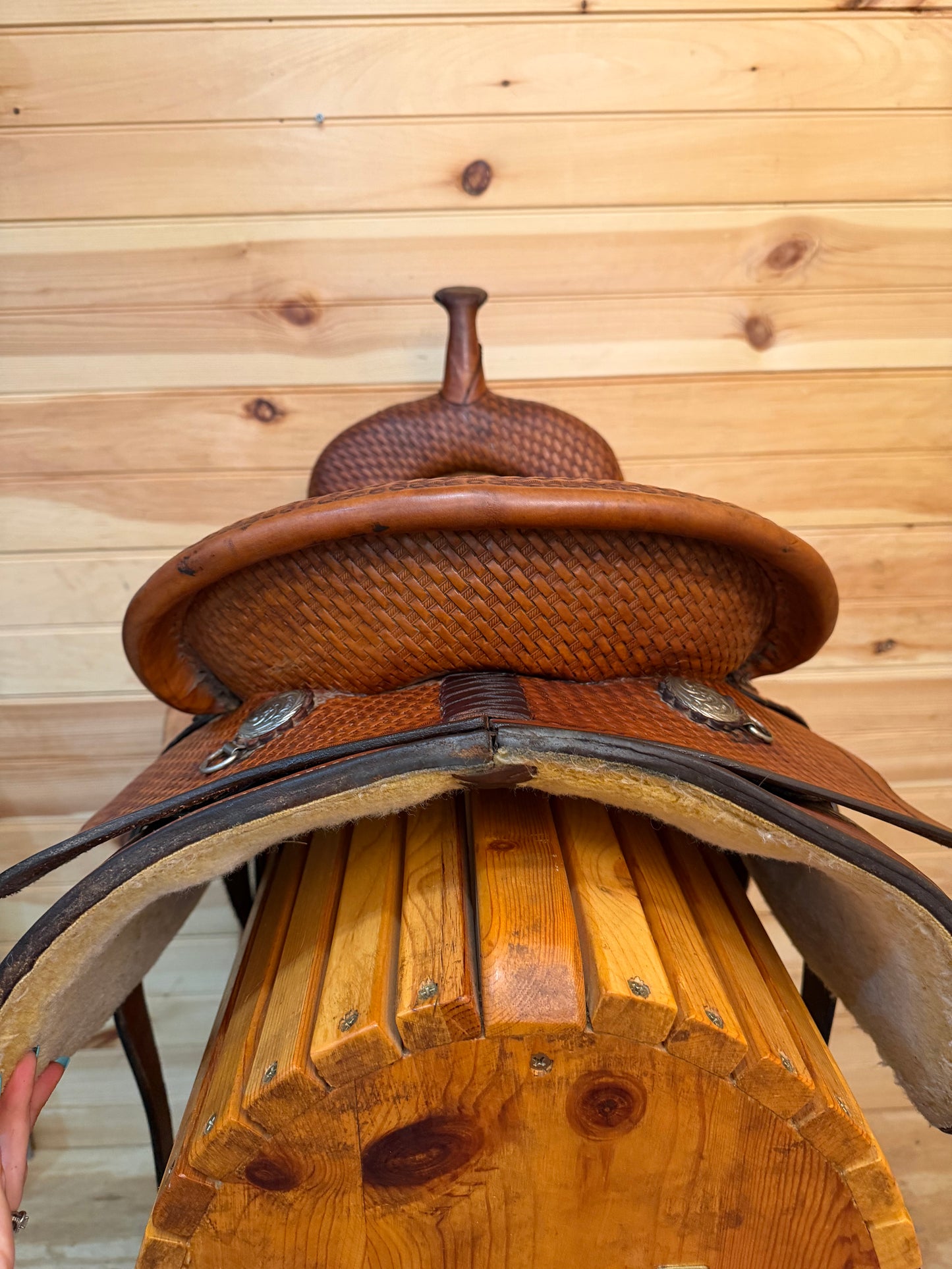 17” Circle Y Pro Cutter Western Saddle Model 2530