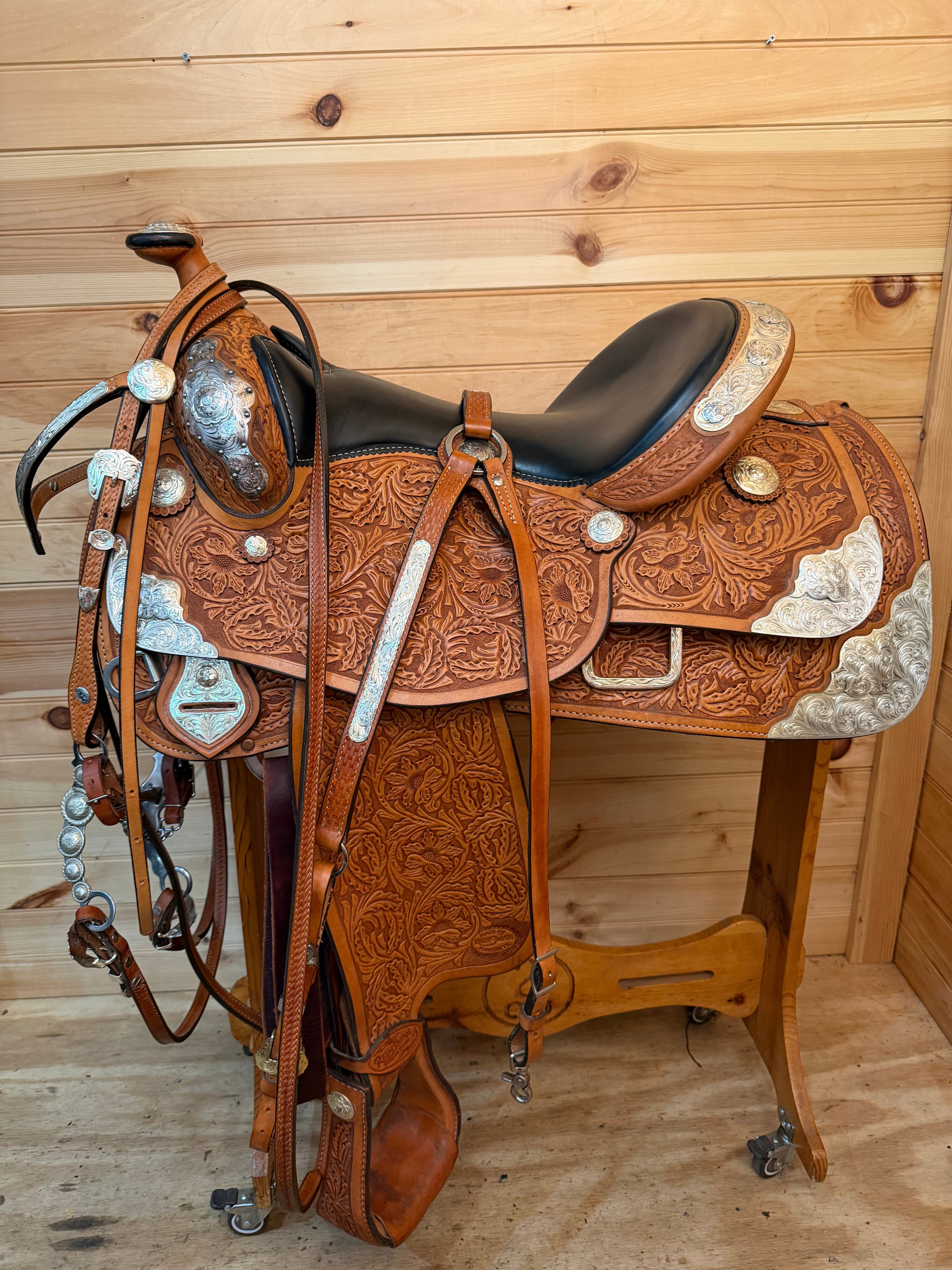16” Reinsman Supreme Show Western Show Saddle Model 4586 – The