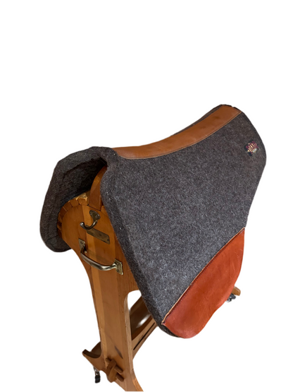 Tucker Round Skirt Wool 28” Saddle Pad