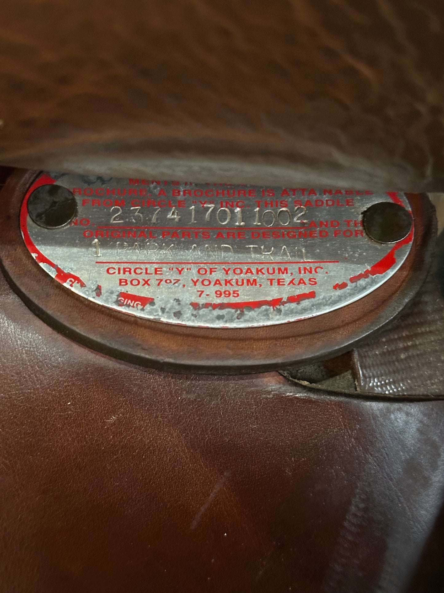 17” Circle Y Flex-Lite Round Skirt Western Trail Saddle Model 2374