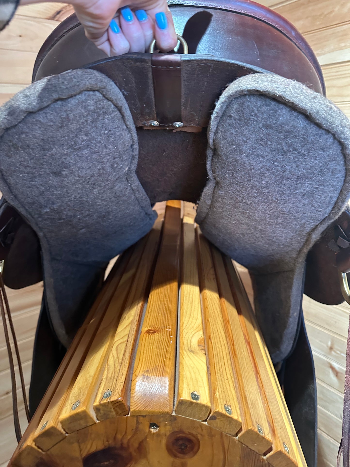 16.5” Tucker High Plains Western Trail Saddle Model 260 (XW)