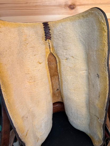 17” Circle Y Pro Cutter Western Saddle Model 2530