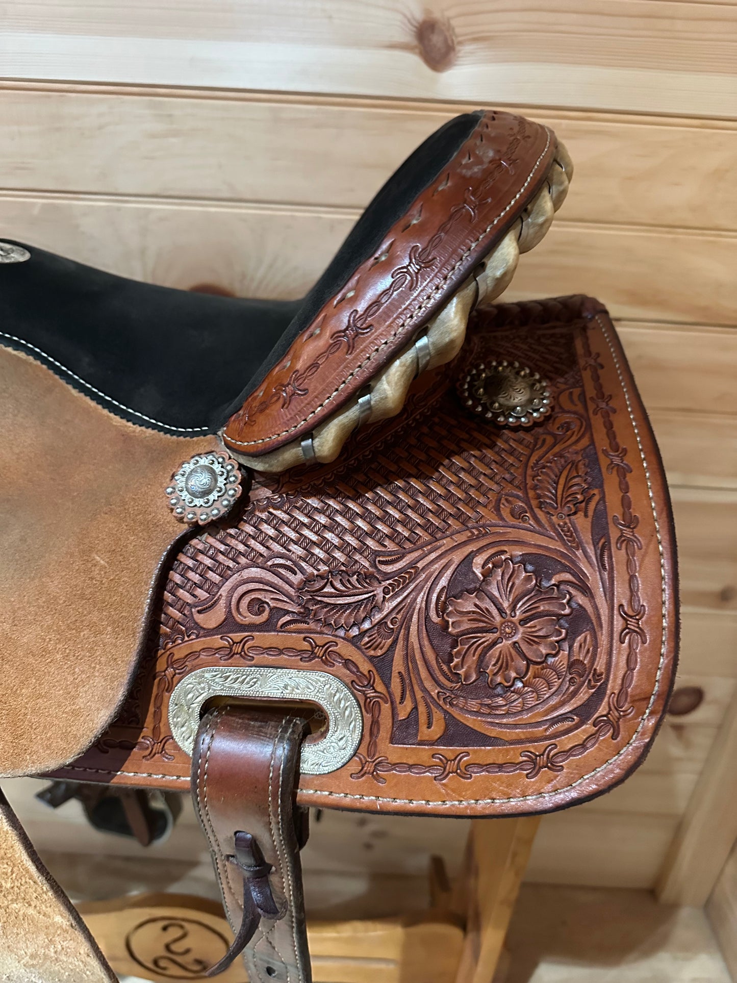 15” Hud Roberts HR Barrel Racing Saddle