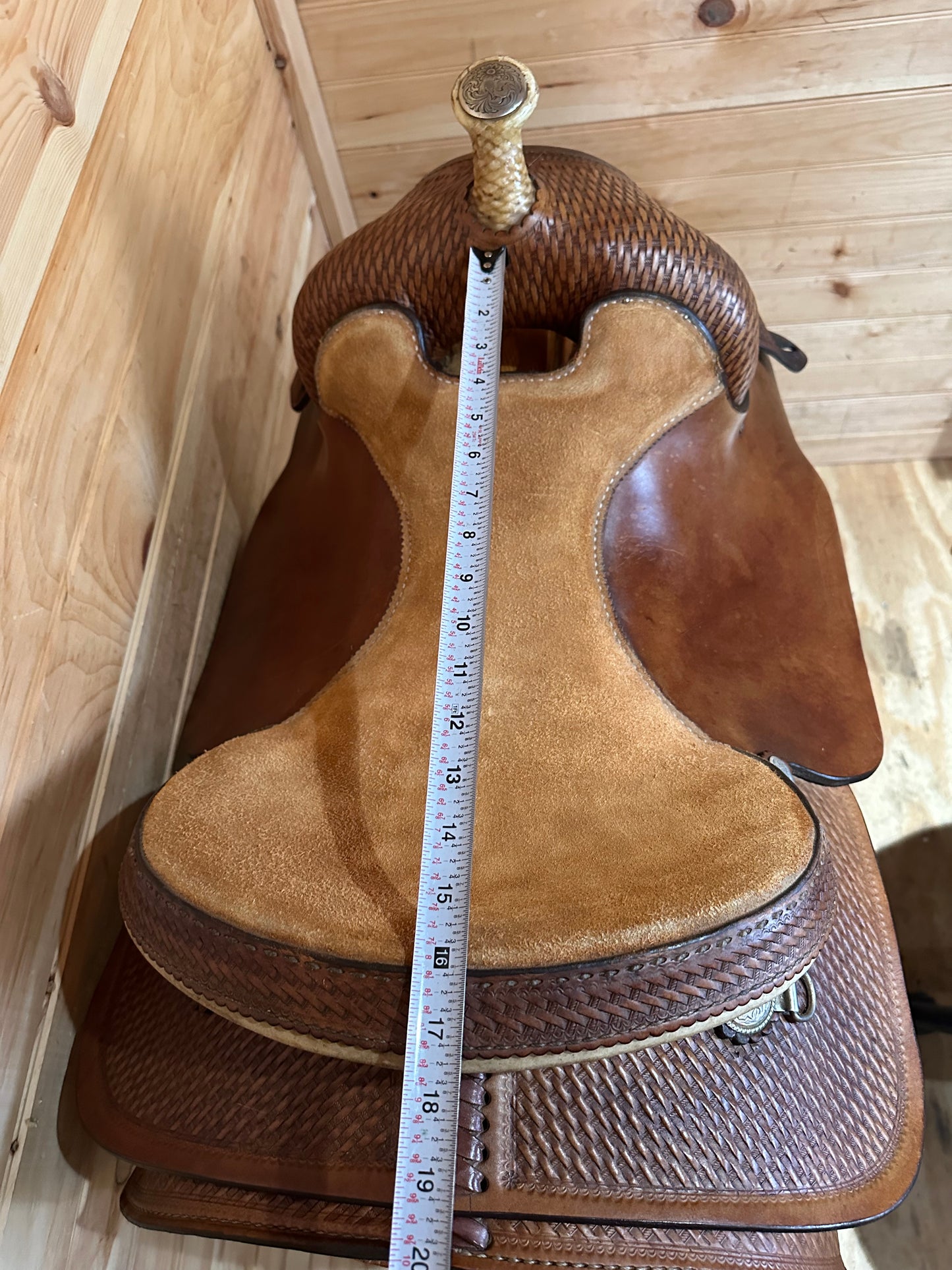 16” Crates Equi-Fit Reiner Western Saddle Model 4527