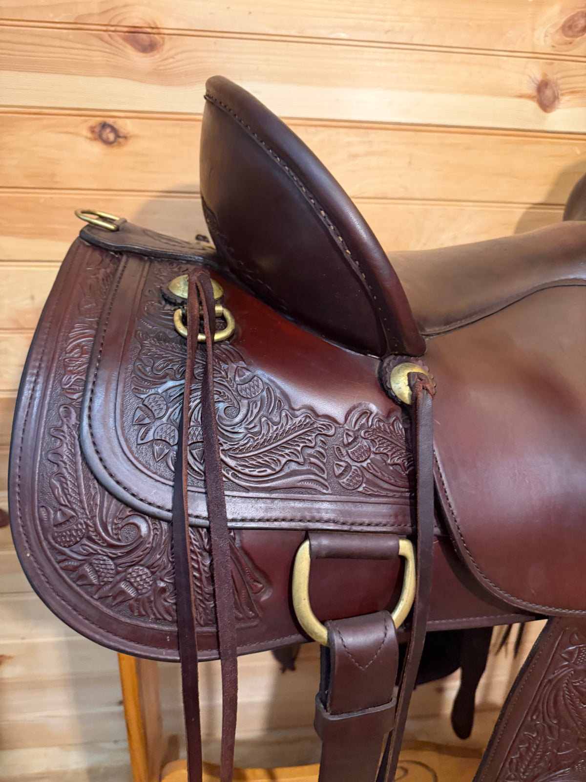 16” Circle Y Carlsbad Flex-Lite Western trail saddle Model 2376