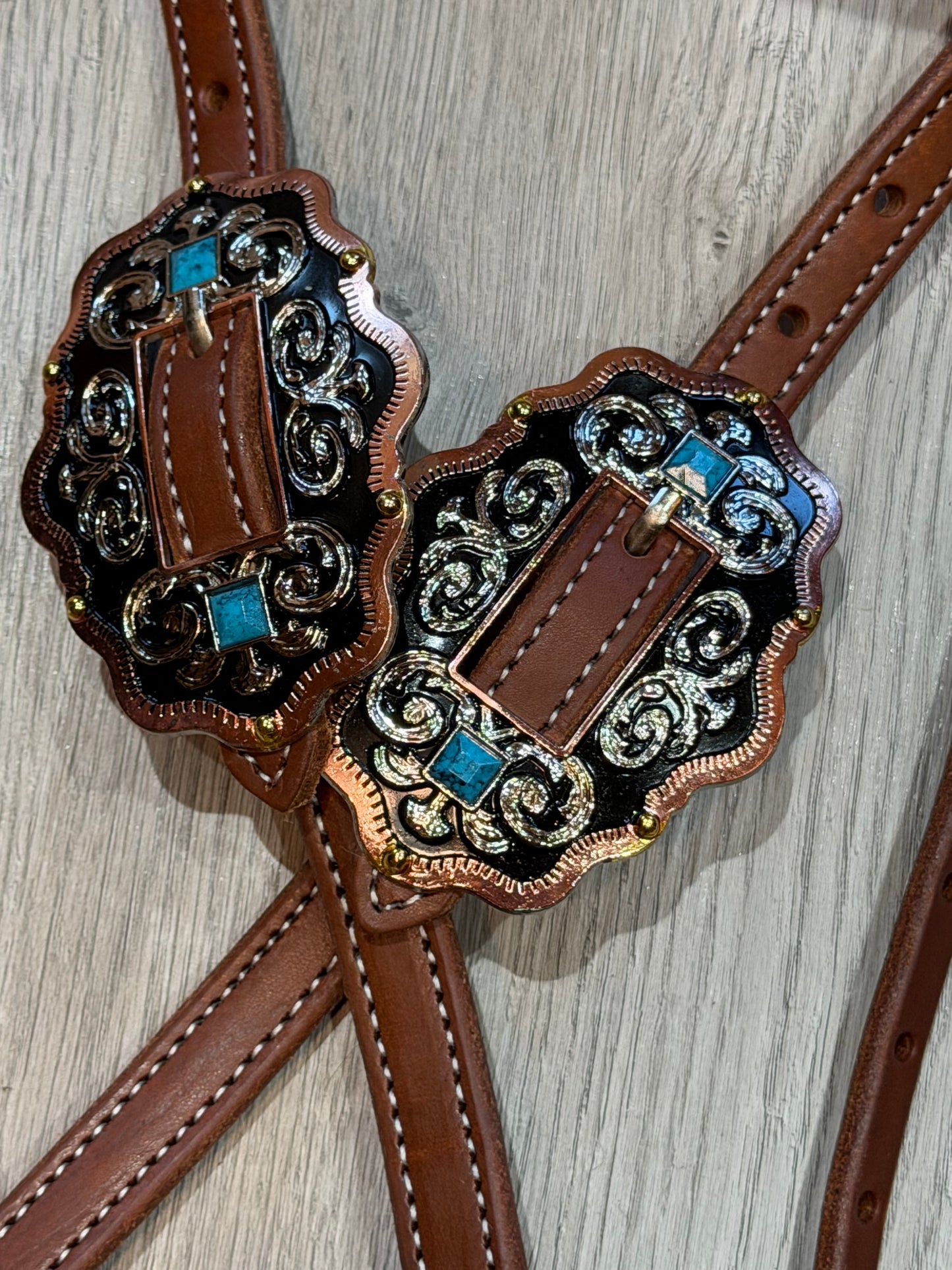 Scalloped Oval Turquoise Browband Headstall– Premium Amish Leather by Spur Creek Tack