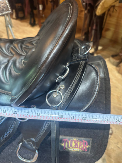 15.5” Tucker River Plantation Endurance Trail Saddle Model 146 (2016)