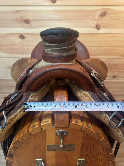 15.5” Cowboss Wade Lite Western Ranch Saddle