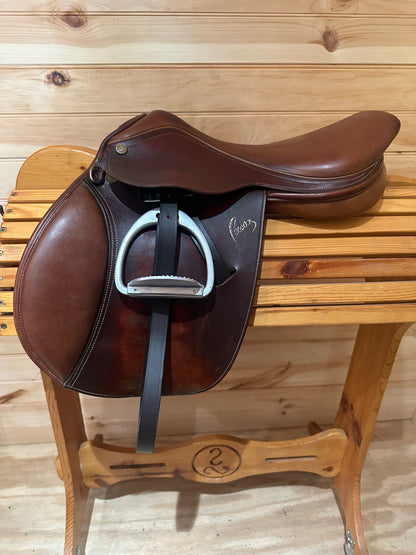 15 3/4” Pessoa AMO Junior Close contact Saddle Model 461594