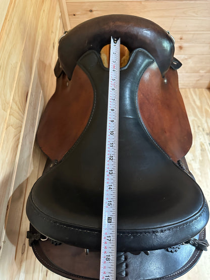16.5” National Bridle Shop Gaited Endurance Saddle Model 2624
