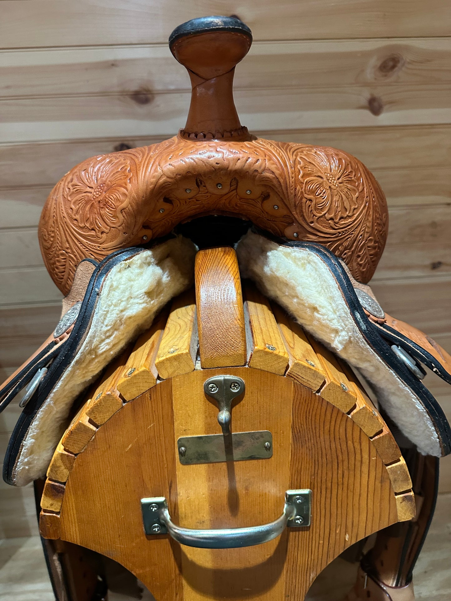 15” Circle Y High Horse Proven Barrel Racing Saddle Model 6210