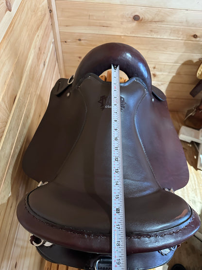 16.5” Tucker Classic Endurance Trail Saddle Model T59