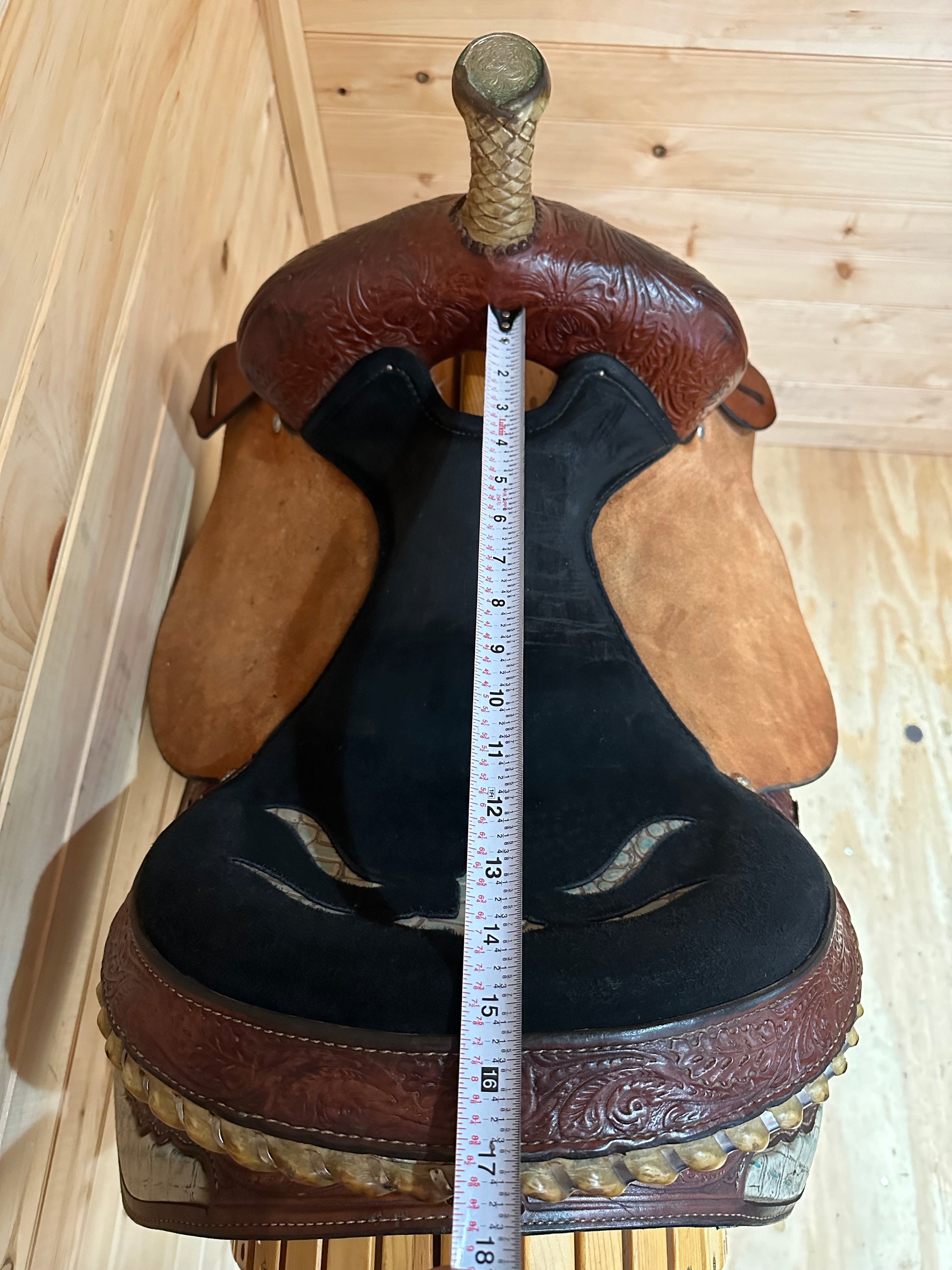 Selle de cheval Western Baril de sentier sans arbre en cuir Selle de cheval Western Baril de sentier sans arbre en cuir