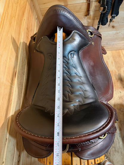 16” Reinsman Endurance Plantation Trail Saddle