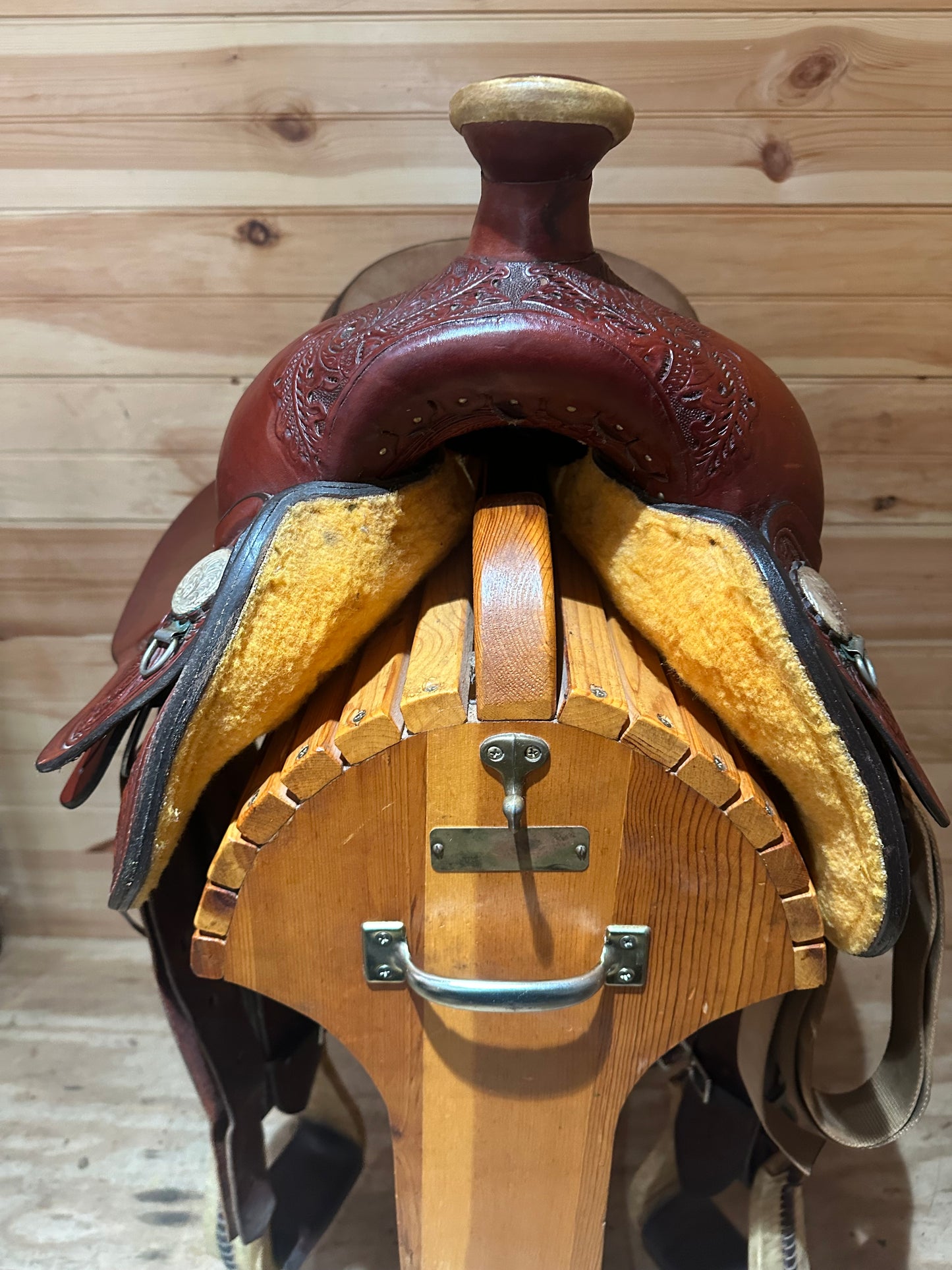 16” Circle Y Team Roper Western Saddle Model 2709