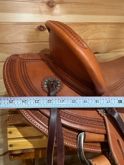 15.5” McCall Lady Pendleton All Around Western Ranch Saddle Model 197 1023
