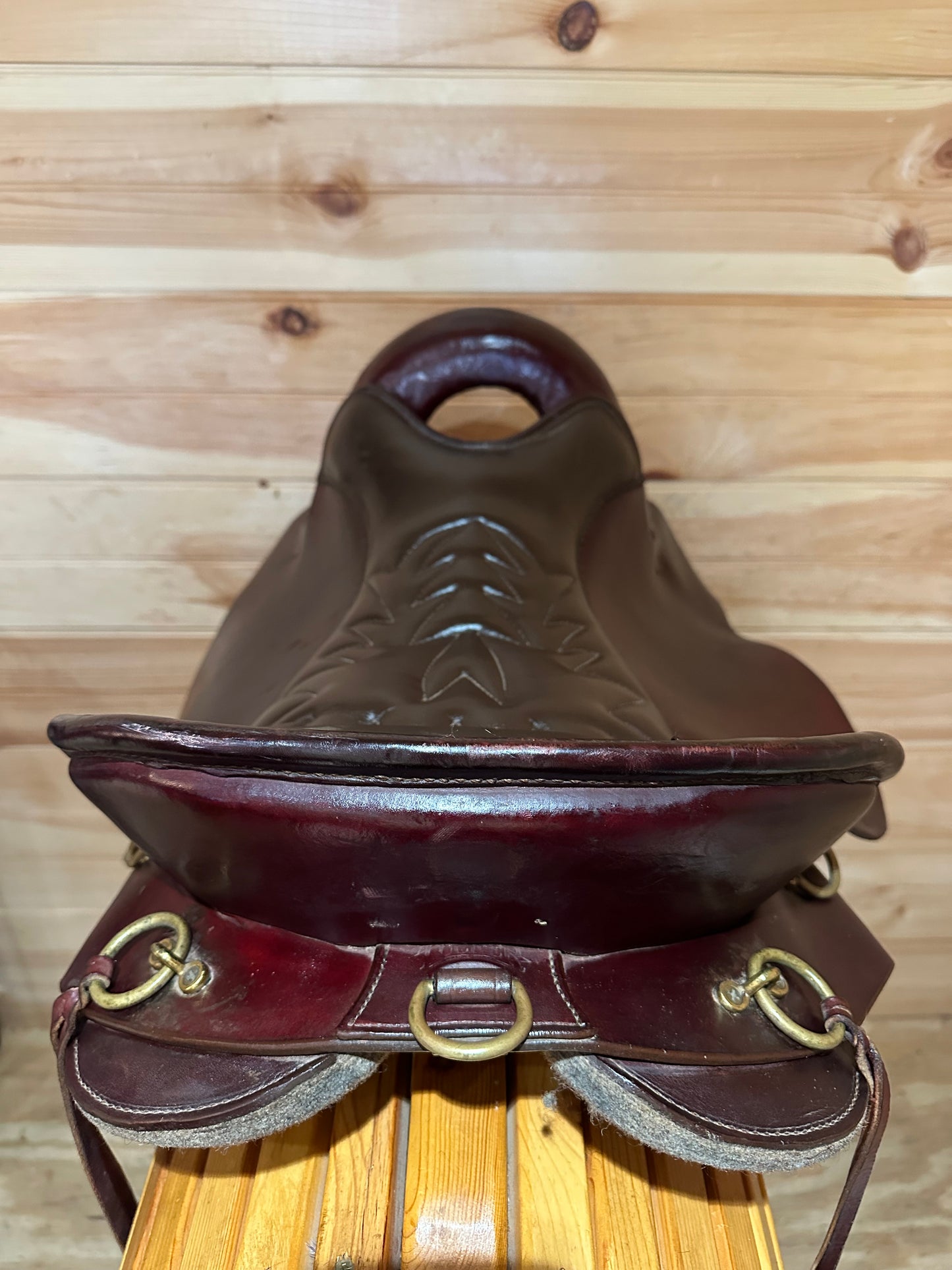 16.5” Tucker Endurance Trail Saddle Model 159