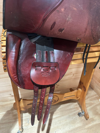 16.5” Tucker Equitation Endurance Trail Saddle Model 147