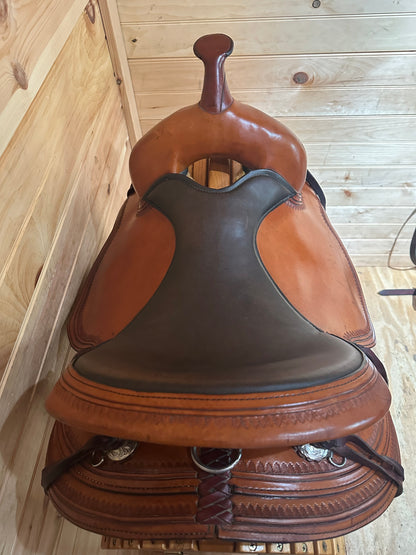 16” Circle Y Omaha Flex-Lite Round Skirt Western Trail Saddle Model 1554