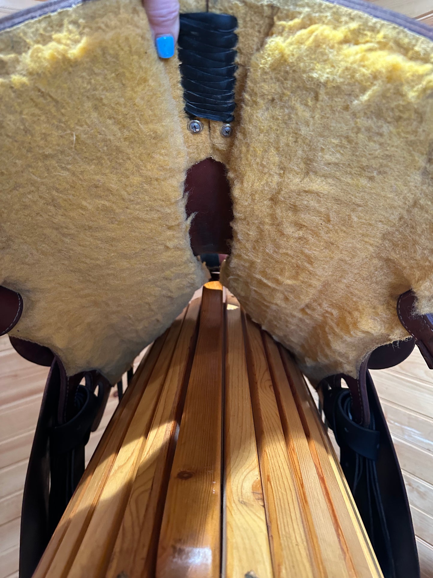 15.5” McCall Mclite Wade Western Saddle W147-917