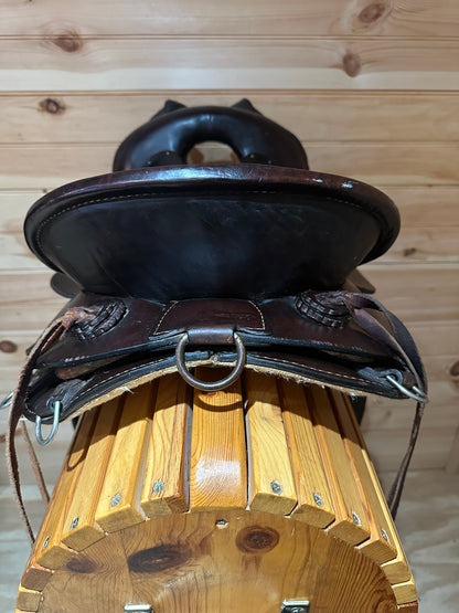 16.5” Circle A American Saddlery Endurance Trail Saddle Model 802