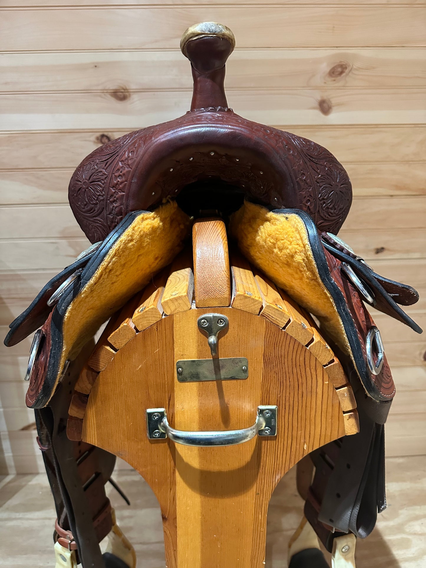 16” Circle Y Kelly Kaminski “Big Dreams-All Heart” Barrel Racing Western Saddle Model 2200