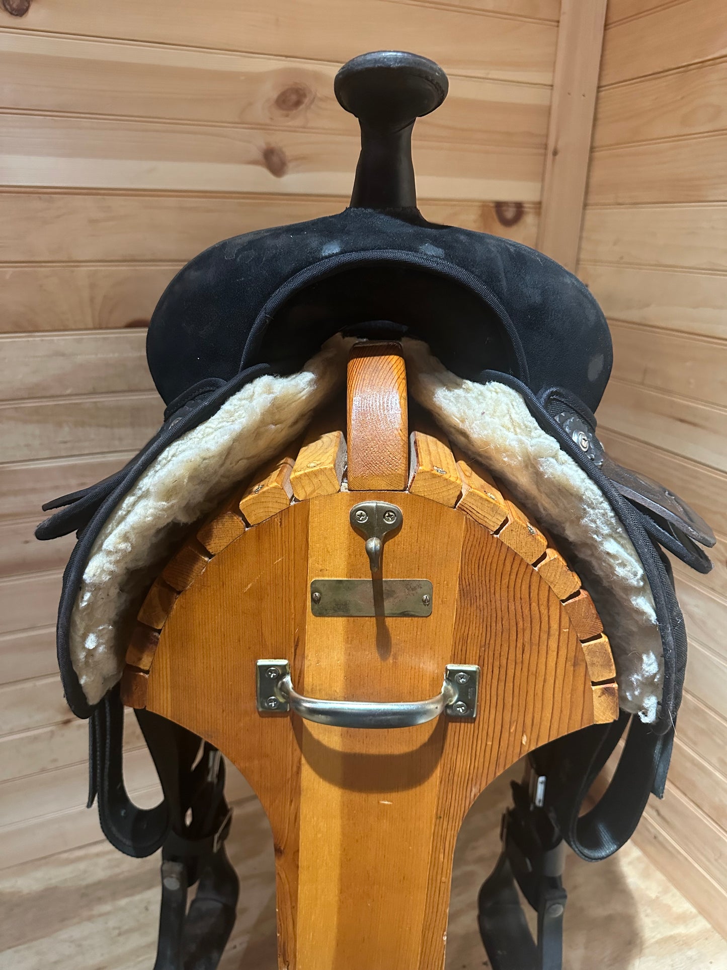 17” Circle Y Park & Trail Lightweight Western Saddle Model 3011