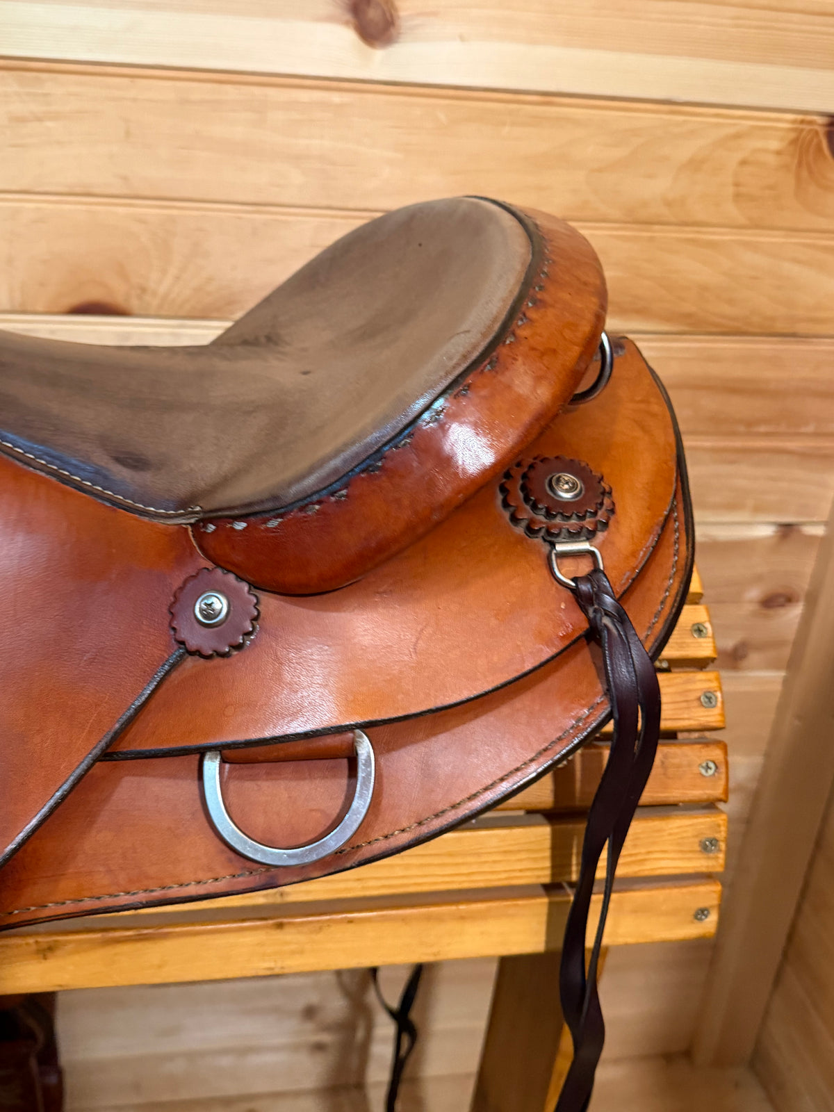 16.5” National Bridle Shop Gaited Endurance Saddle Model 2624