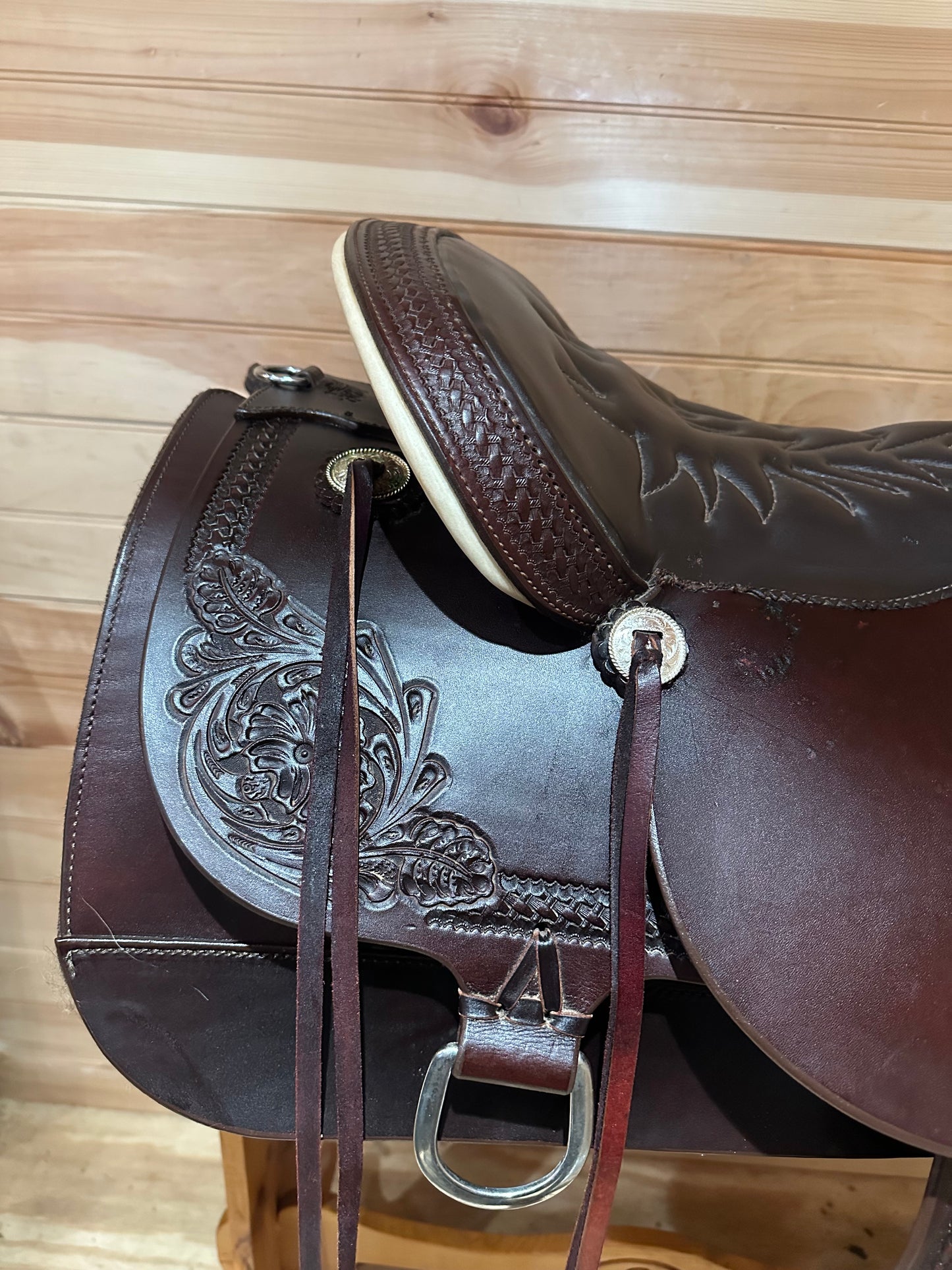 16.5” Tucker Ranch Hand Western Trail Saddle Model 250
