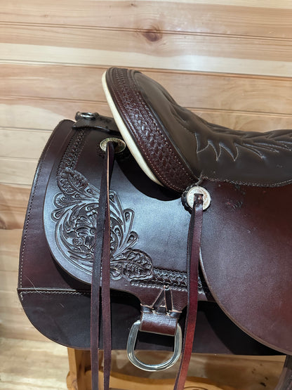 16.5” Tucker Ranch Hand Western Trail Saddle Model 250