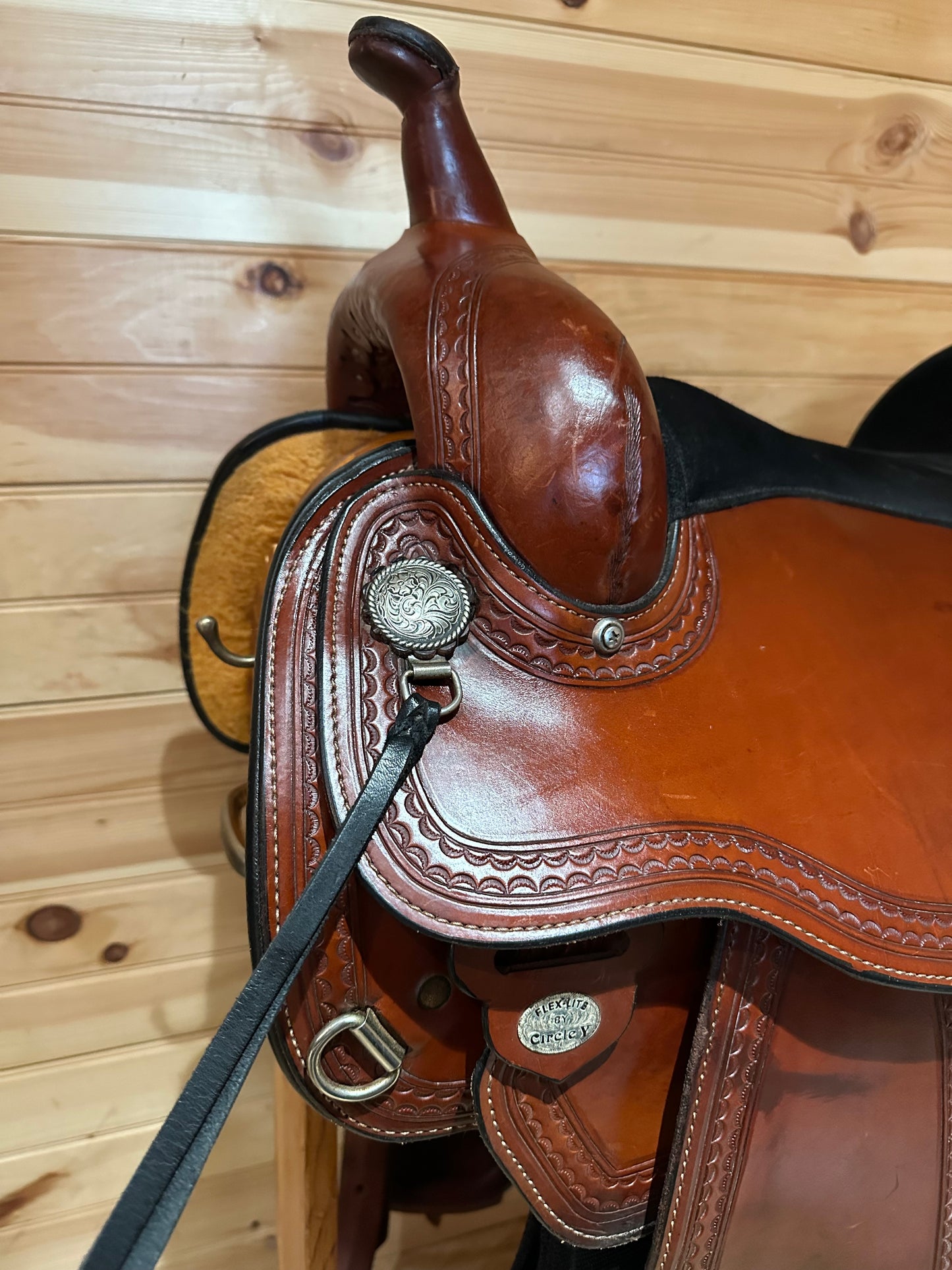 17” Circle Y Flex-Lite Western Trail Saddle Model 1558