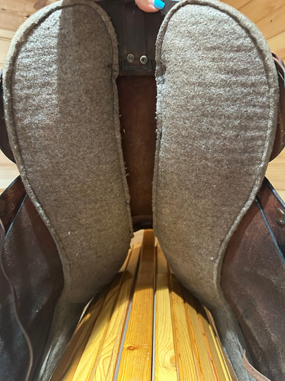 16.5” Tucker Equitation Endurance Trail Saddle Model 149