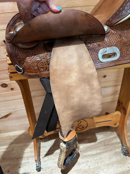 15” Circle Y Proven Barrel Racing Western Saddle