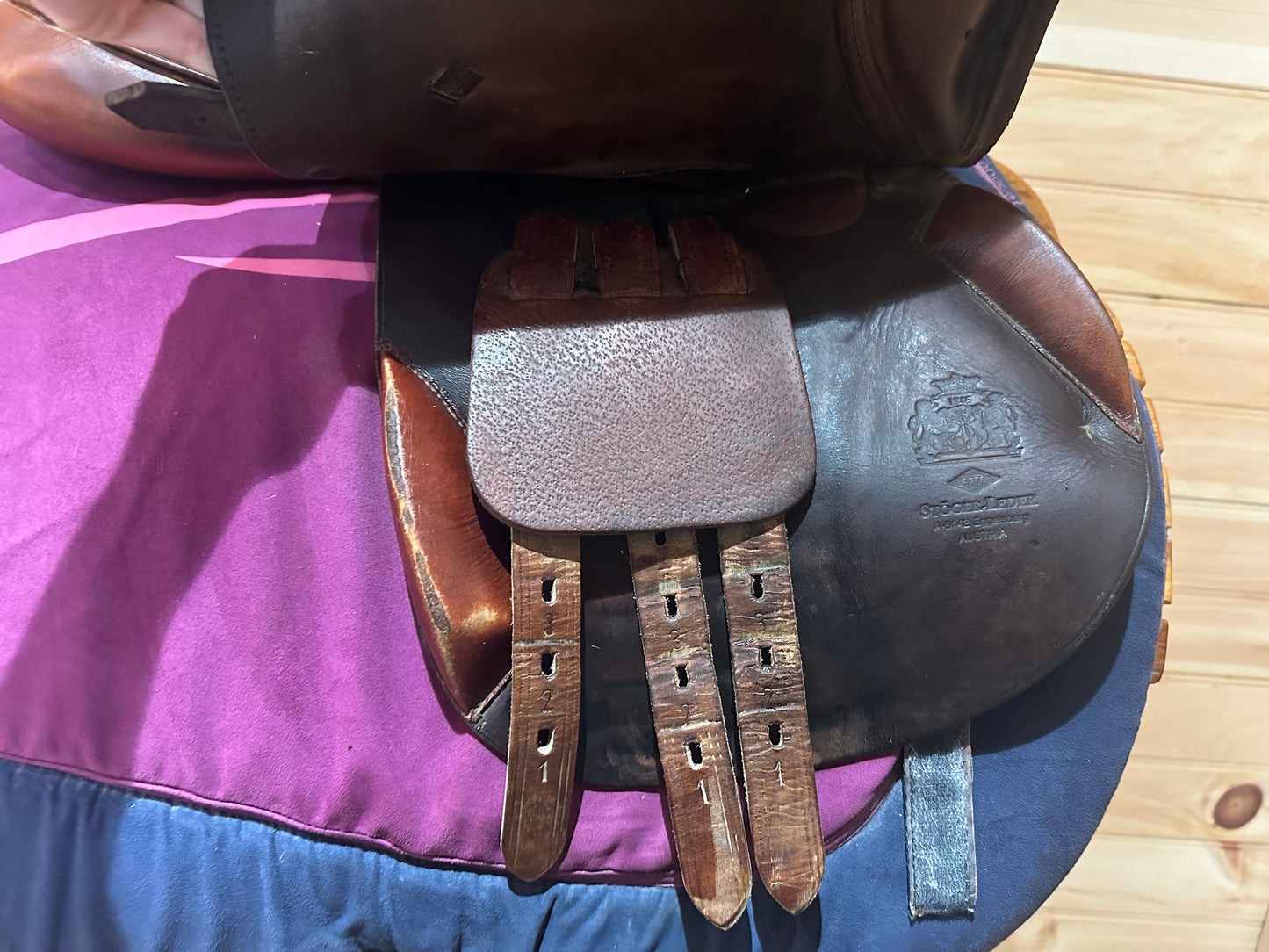 16.5” Trainer’s Close contact Jumping Saddle (M)