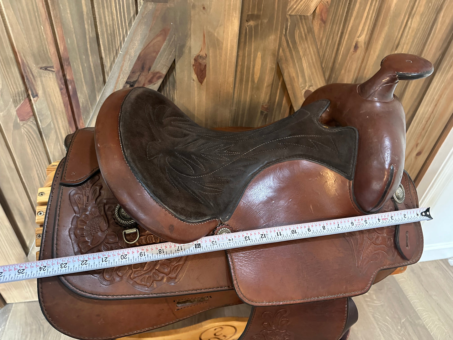 15”’Crates Saddlery Western Trail Saddle Model 133