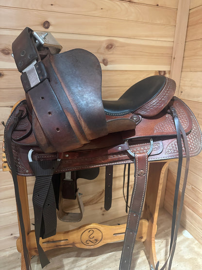 17” Dakota Saddlery Western Roping Saddle Model 501C